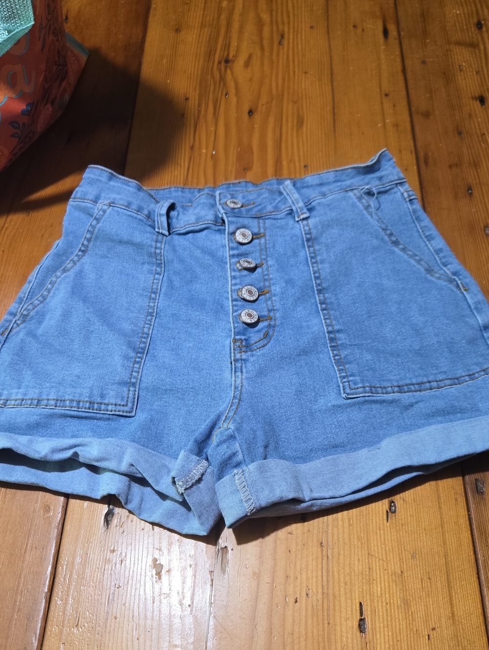 Sidefeel High-Waist Button-Front Denim Shorts - Light Blue  Sz 8